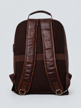 LEATHER BACKPACK WITH TRIPLE COMPARTMENT