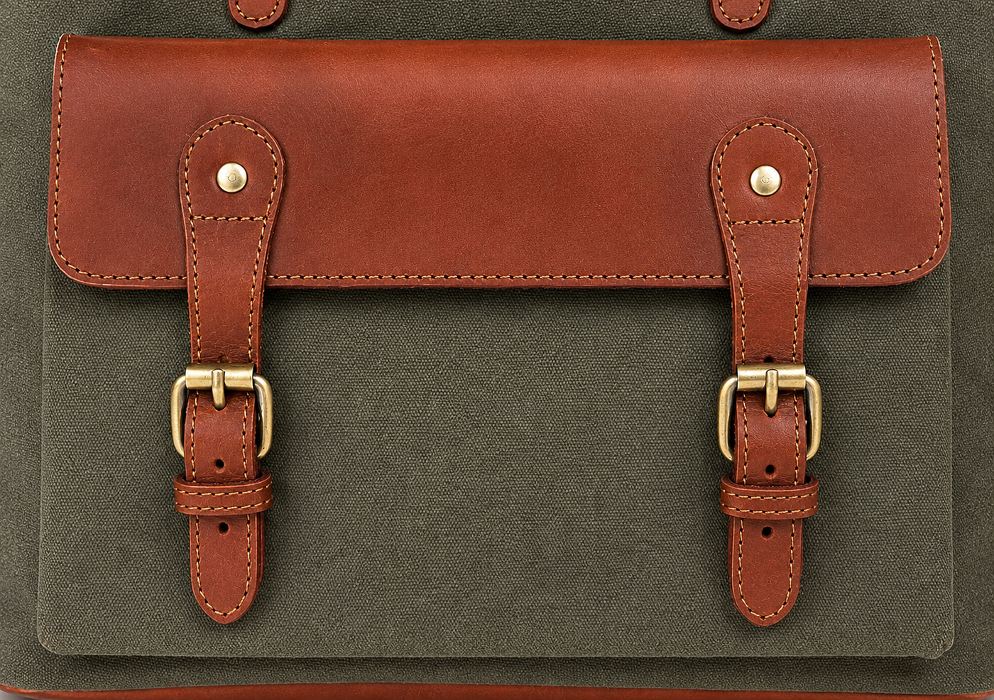 CANVAS + LEATHER RUGGED BACKPACK