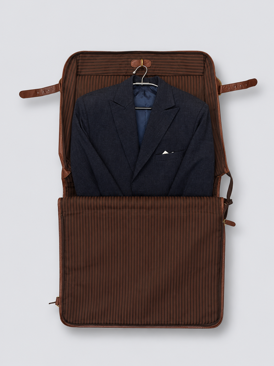 LEATHER TRAVEL GARMENT BAG